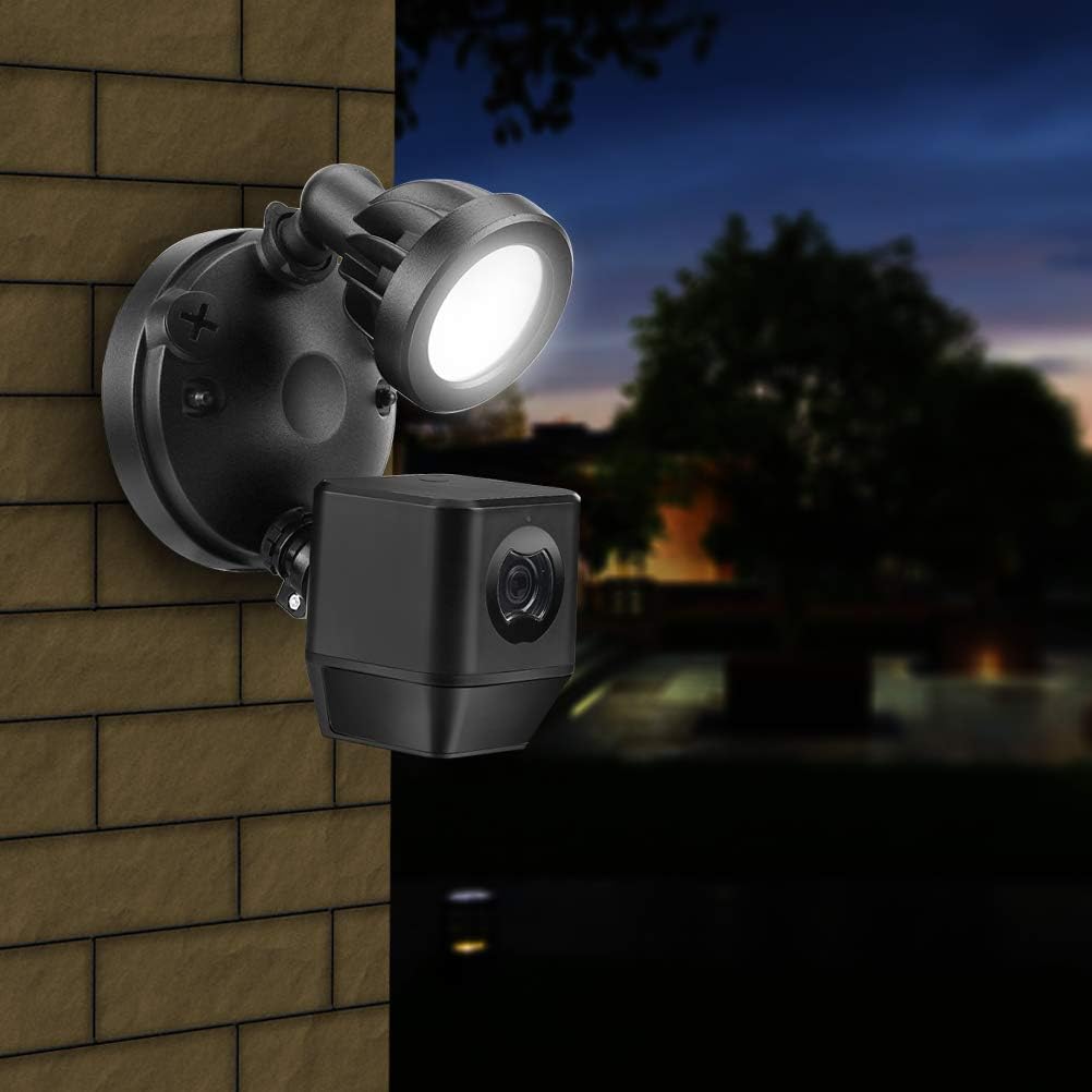 1080P Outdoor Security Light Cam with Two-Way Talk P7495