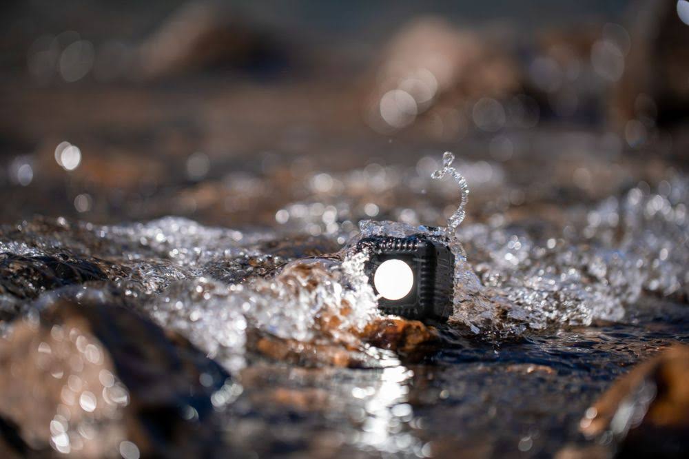 On-Camera LED Light R426770