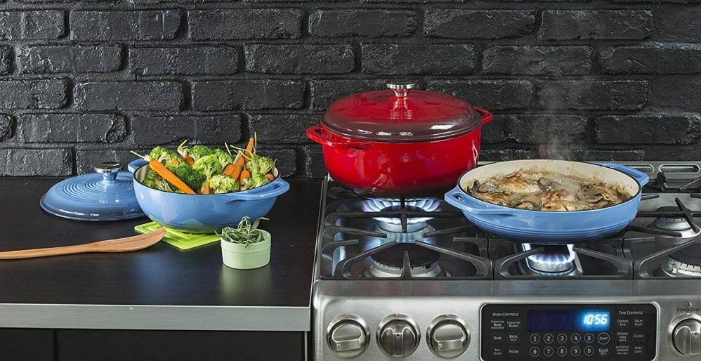 Enameled Cast Iron Covered Casserole 3-Quart Red K5641