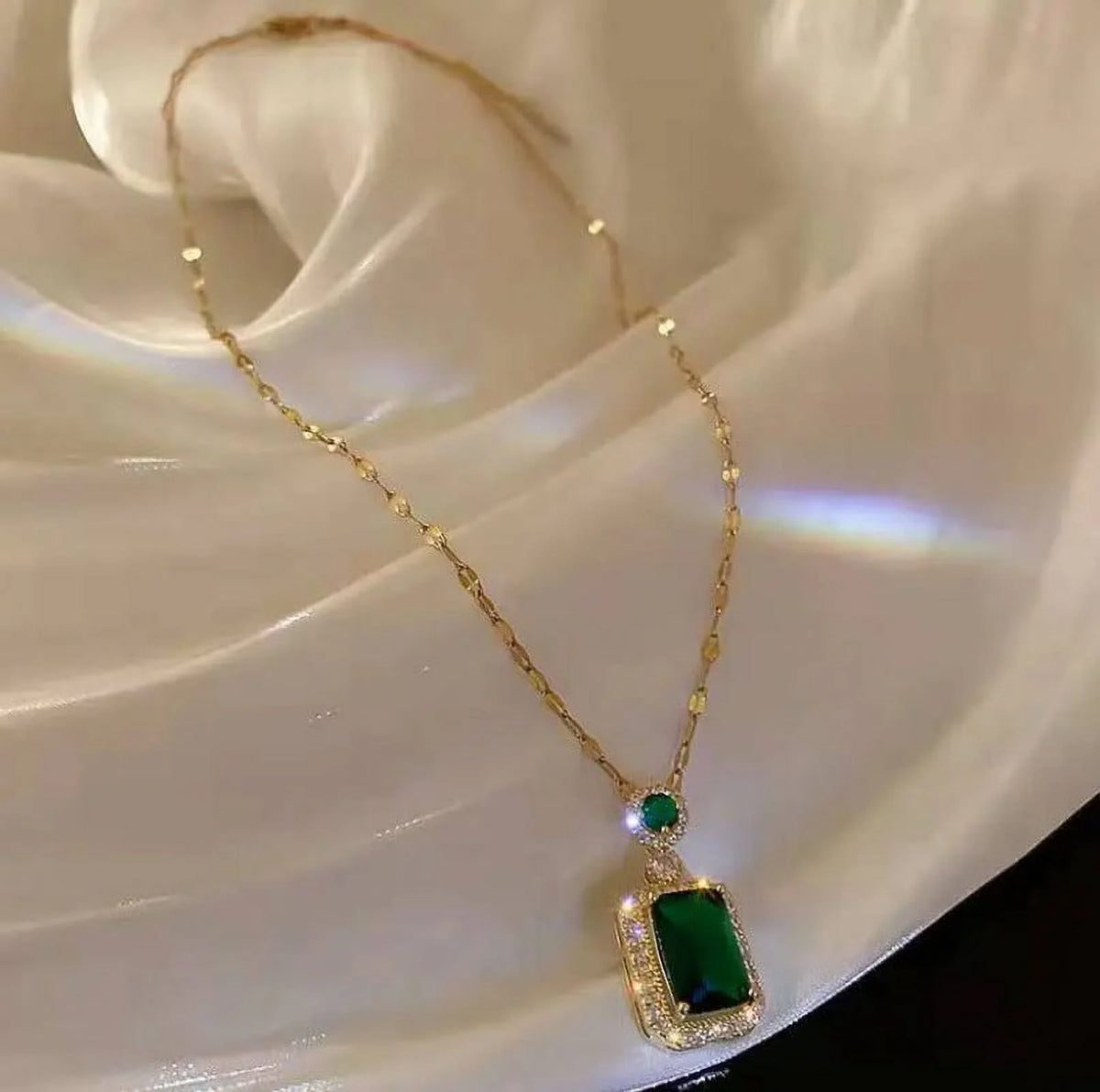 3Pcs/Set Iced Out Cubic Zirconia Green Gemstone Ring Necklace Earrings Gold Plated Jewelry Sets Y197