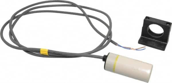 Capacitive Proximity Sensor, 3 to 25mm Detection, Cylinder Unshielded, 2 Wires, IP66, 100 to 250 VAC, 82mm Long F675267