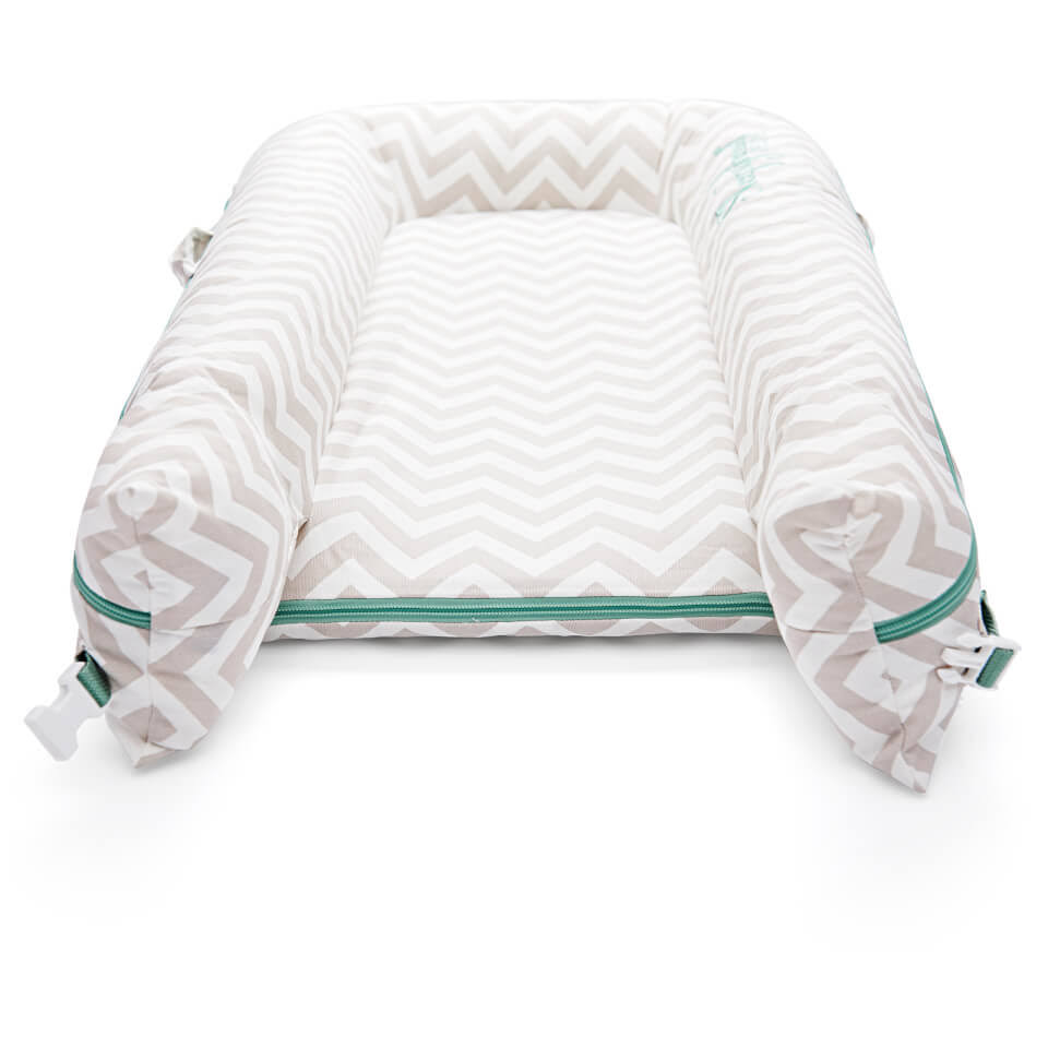 Deluxe+ Pod in Silver Lining (0-8 months) O19727