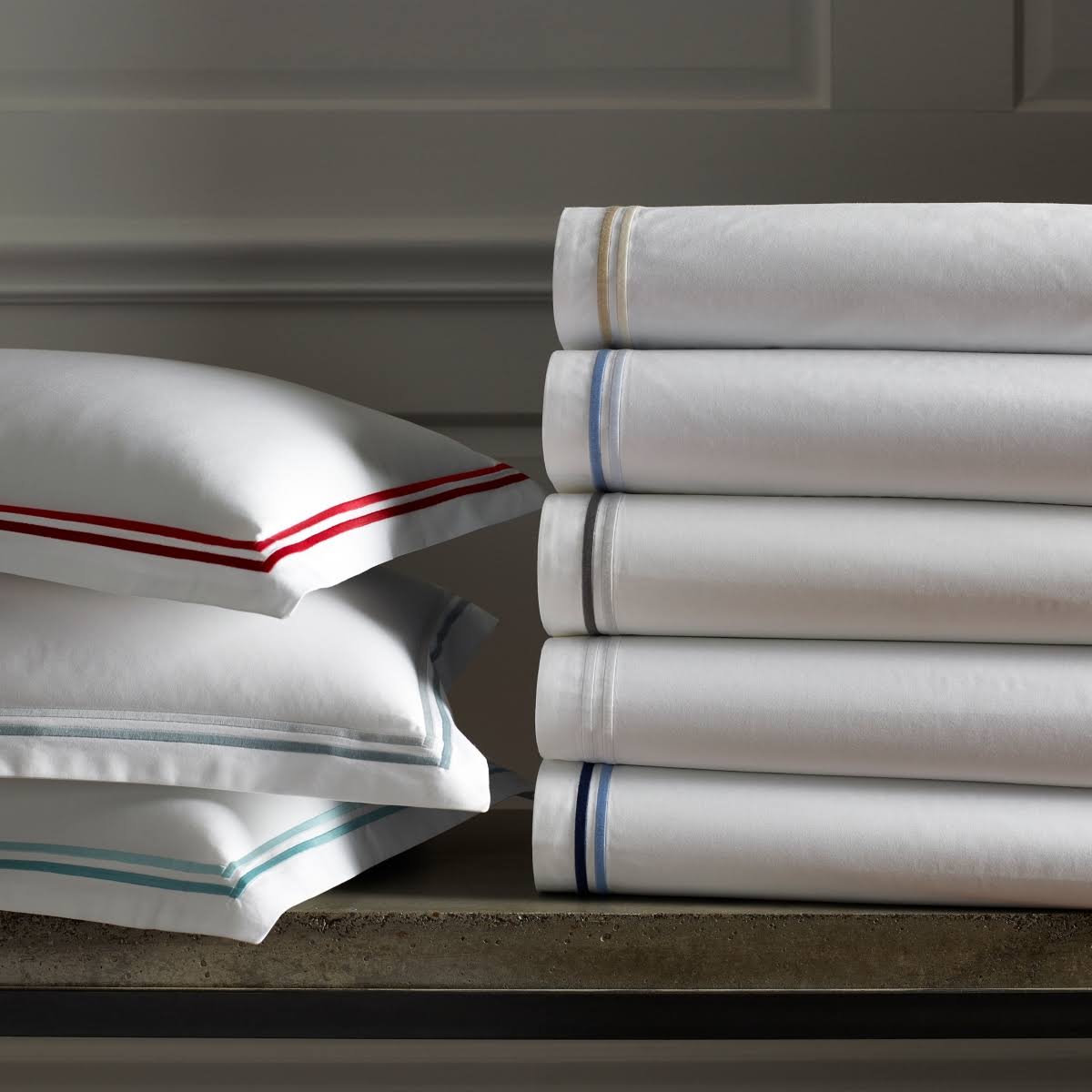 Azure Full/Queen Flat Sheet Z543806