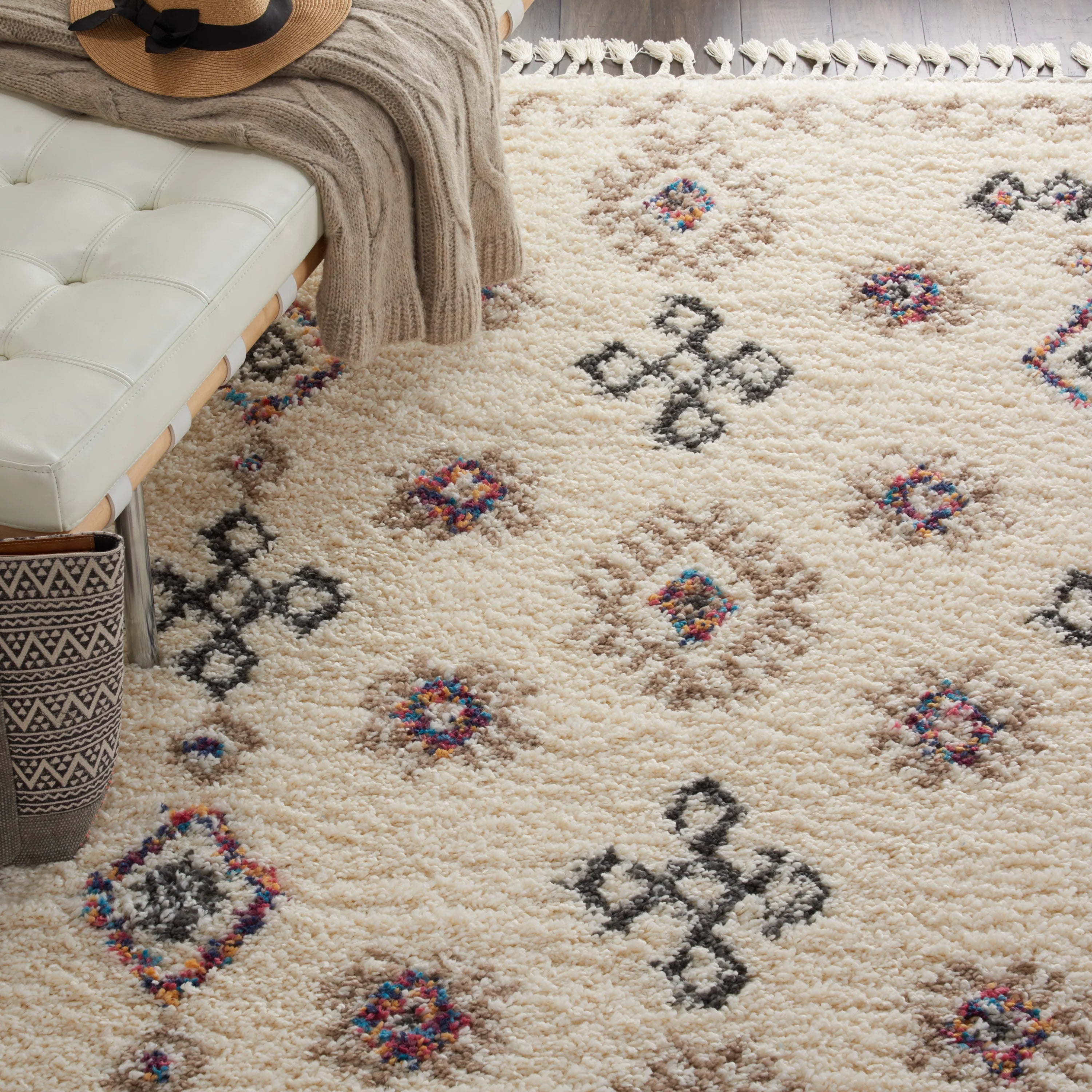 Ivory Shag Area Rug U755