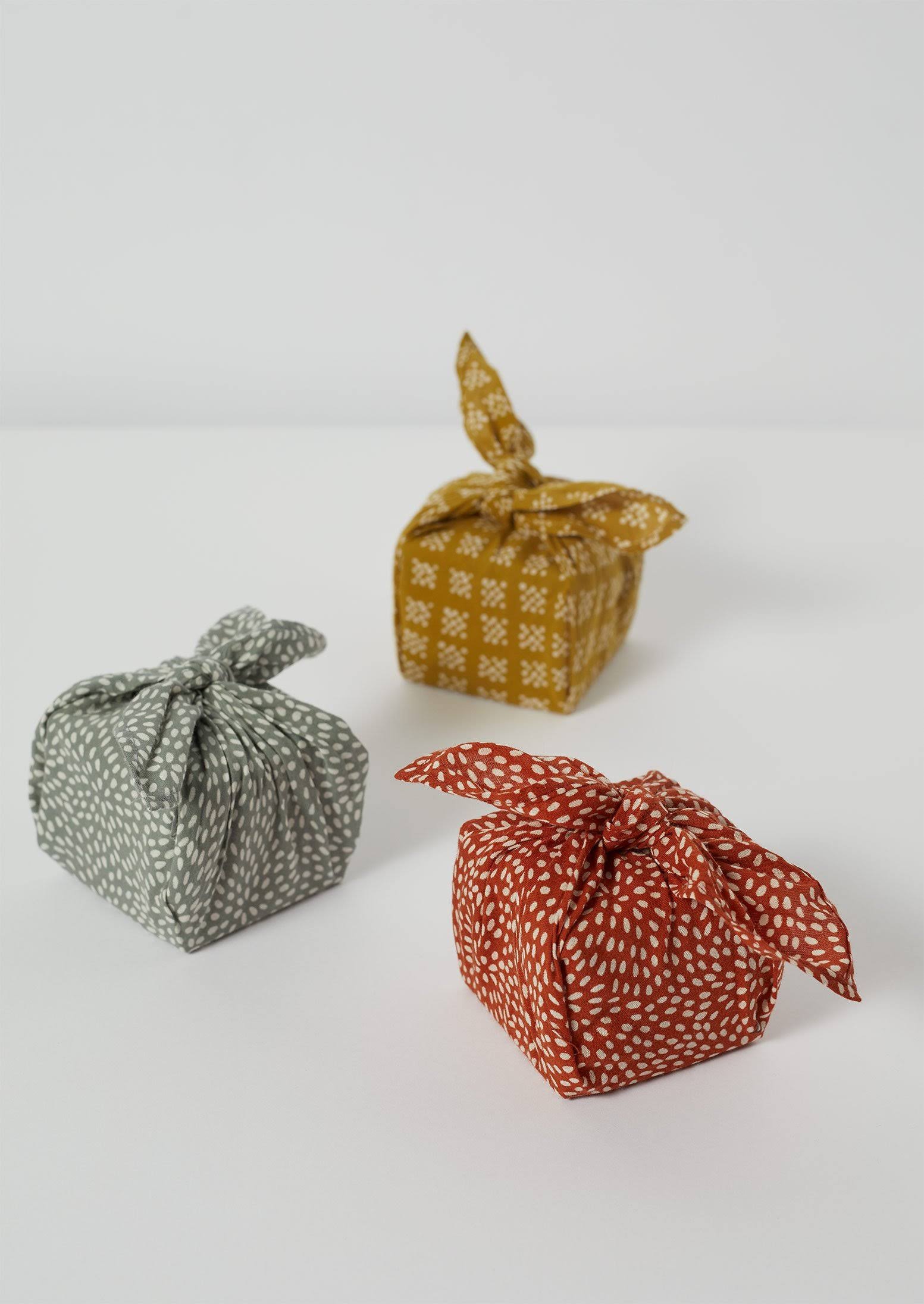 Multi Table Gifts P548