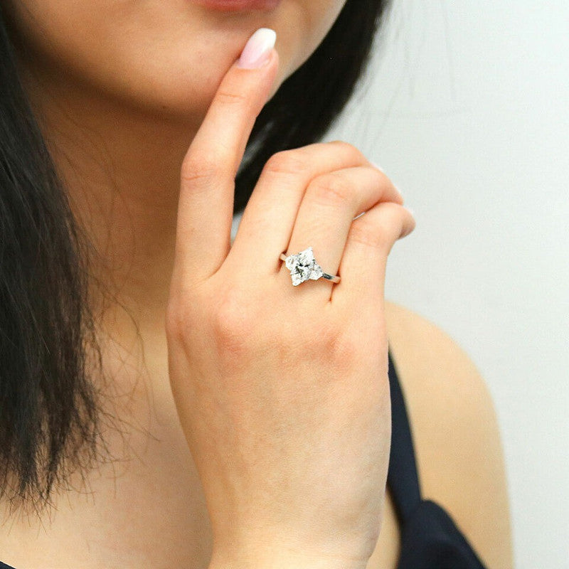 14K White Gold Moissanite Diamond Engagement Ring J282310